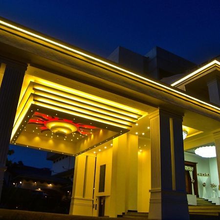 Hotel Blue Sky Kurunegala Ngoại thất bức ảnh