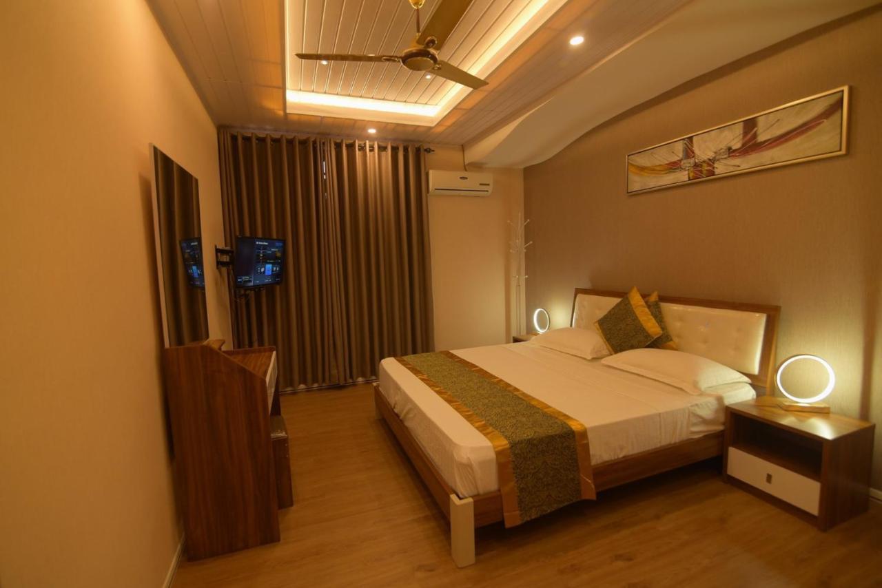 Hotel Blue Sky Kurunegala Ngoại thất bức ảnh