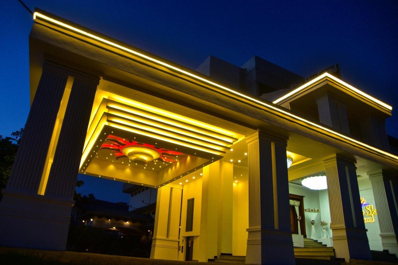 Hotel Blue Sky Kurunegala Ngoại thất bức ảnh