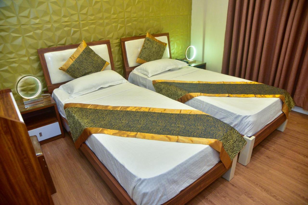 Hotel Blue Sky Kurunegala Ngoại thất bức ảnh
